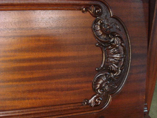 74 - Close-up of music rest pattern 74 - Close-up of music rest pattern